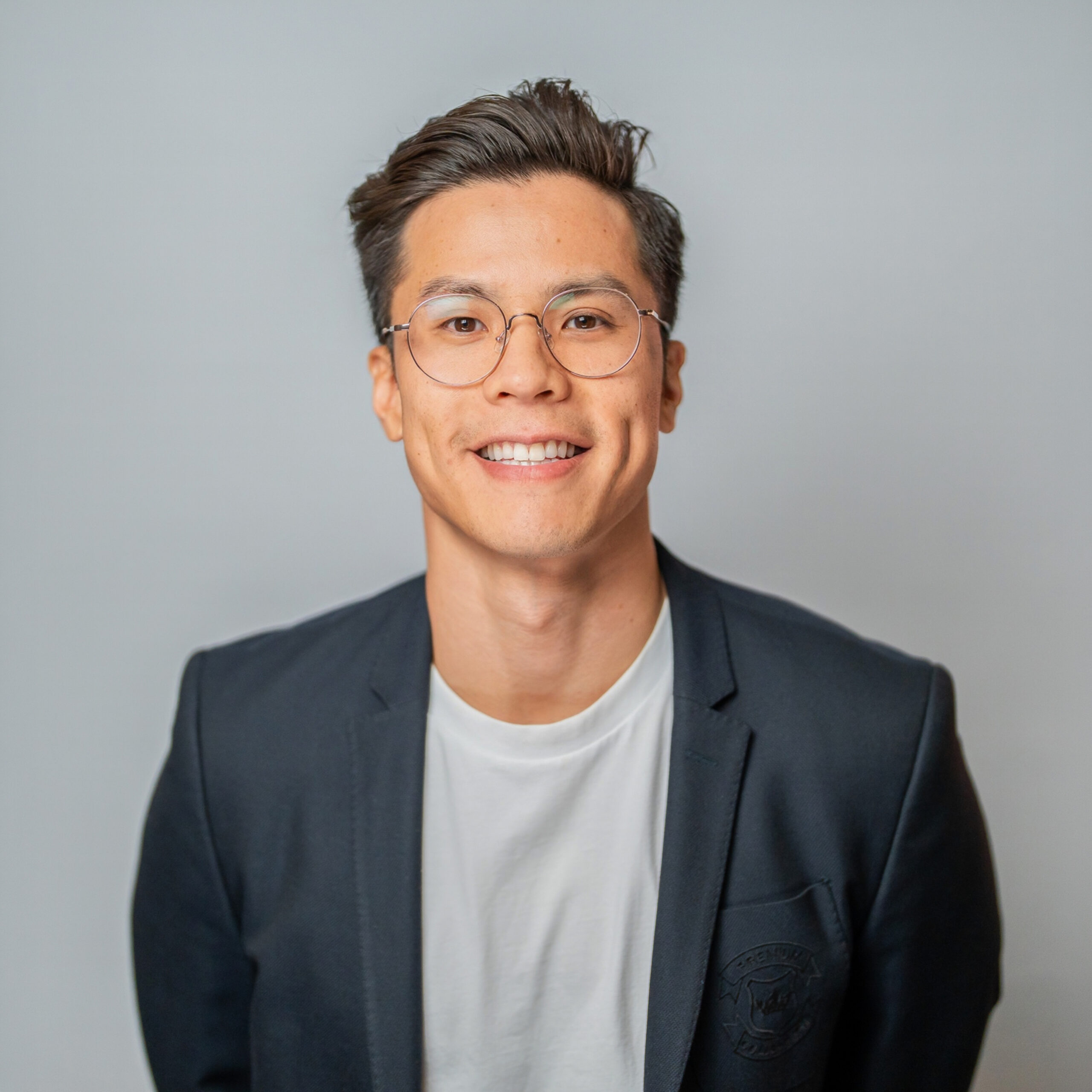 Meet Dr Gregory Nguyen – Dentist at About Smiles Circular Quay & Chatswood